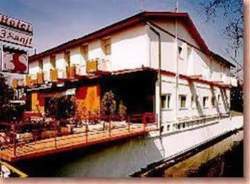 Hotel Tre Santi Тревизо Экстерьер фото